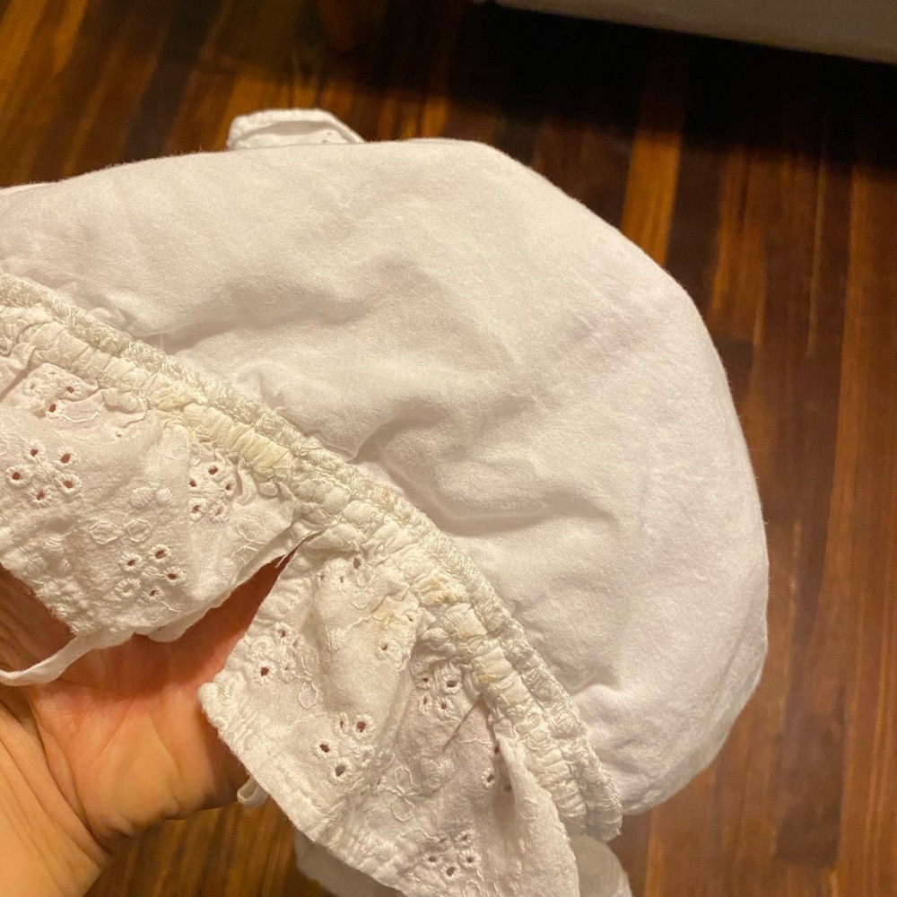 F21 White Cotton Ruffle Sleeve Embroidered Crop Top - Picture 5 of 6